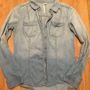 Lauren Conrad denim button down shirt